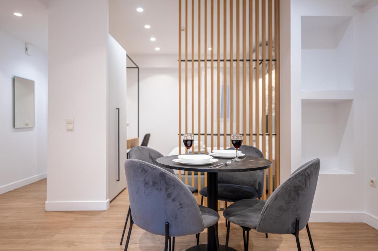 Kriel Suites By Liv Homes Athen Eksteriør bilde